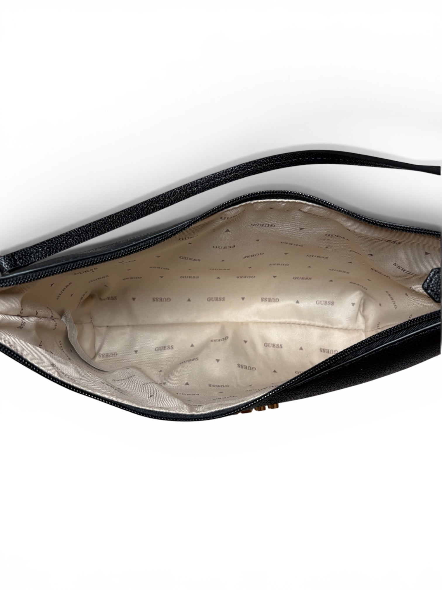GUESS Handtasche Unbenutzt, inklusive Original-Schutzmaterialien
